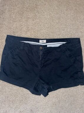 BKE Women's Black Jean-Style Shorts
